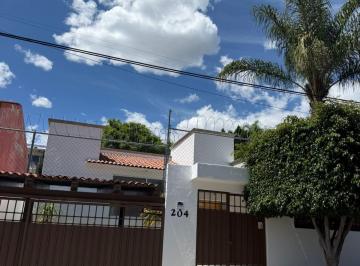 Casa de 3 habitaciones, Querétaro · Casa en Renta de Una Planta en Villas del Mesón Juriquilla - Ll