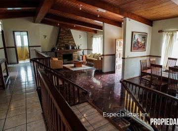 Casa · 280m² · 3 Recámaras · 6 Estacionamientos · Exclusiva en Mi Ranchito en Xicotepec de Juárez, Puebla