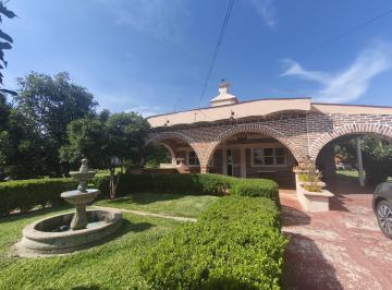 Casa de 2 habitaciones, El Arenal · Oportunidad Única en El Arenal, Jalisco – ¡Gran Terreno con Casa de Campo!