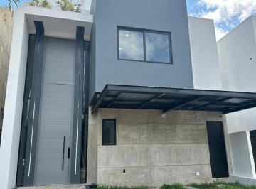 Casa · 310m² · 3 Recámaras · Casa en Vía Cumbres en Venta