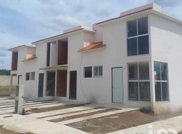 Casa · 67m² · 2 Recámaras · 1 Estacionamiento · Casa en Venta (Villas San Cristóbal San Martin Texmelucan Puebla