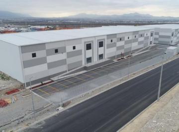 Bodega comercial , Saltillo · Bodega en Renta Server