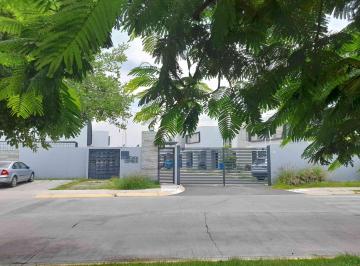 Casa en condominio de 3 habitaciones, Tlajomulco de Zúñiga · Casa en Coto Ciprés, Real del Valle