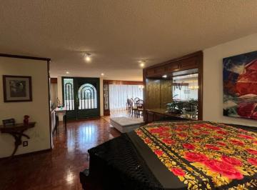 Casa de 4 habitaciones, Huixquilucan · Casa en Venta en Lomas de Tecamachalco