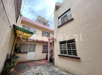 Casa · 192m² · 5 Recámaras · 2 Estacionamientos · Casa en Venta Colonia Fernando Casas Alemán