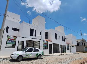 Casa · 116m² · 3 Recámaras · 1 Estacionamiento · Venta de Casas en Col, Rojo Gomez