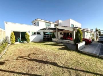 Casa en condominio de 4 habitaciones, Metepec · Casa en Venta en Metepec