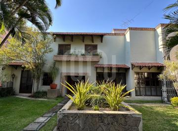 Casa de 5 habitaciones, Zapopan · Residencia de Lujo en Venta en La Colinia Seattle