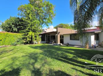Casa de 3 habitaciones, Querétaro · Casa en Venta en Jurica