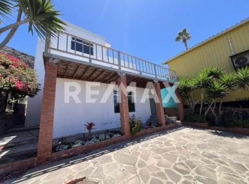Casa · 306m² · 4 Recámaras · 2 Estacionamientos · House Community Beach Front - (4)