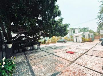 VENTA TERRENO EN LAS ÁGUILAS IDEAL PARA DESARROLLAR · Venta Terreno en Las Águilas Ideal Para Desarrollar