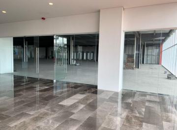 Local comercial , Cuernavaca · Amplio Local Sobre Av Principal en Renta