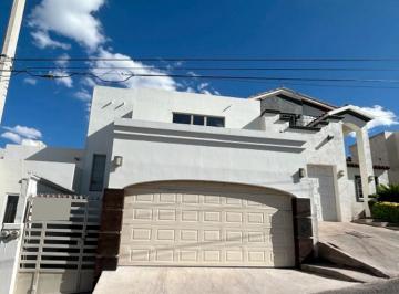 Casa de 3 habitaciones, Chihuahua · Casa Venta Rinconadas de La Sierra