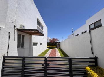 Casa de 3 habitaciones, El Marqués · Zibata, Casa en Venta 3 Recamaras en Esquina