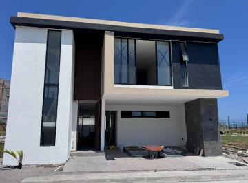 Casa · 248m² · 3 Recámaras · 2 Estacionamientos · Portamar, Casa a Estrenar de 3 Recámaras en Residencial con Acceso a La Playa y Casa Club