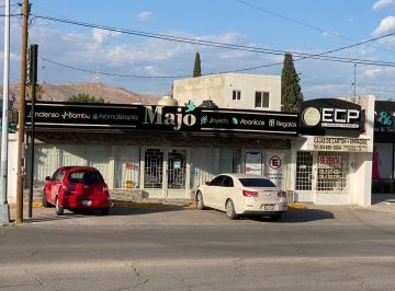 Local comercial , Chihuahua · Propiedad en Venta con Locales y Departamento en San Felipe