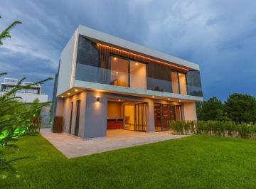1f242dcb2ee9c10eaf7d14dcd416530b3c013301a6f42d07da3347adf3acfc0e · Casa en Venta en Los Sueños Residencial (Recorrido Virtual)