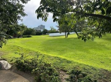 Terreno / Lote · 2847m² · Terreno en Venta