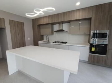 Casa en condominio · 207m² · 3 Recámaras · 2 Estacionamientos · Casa en Venta en Cañadas del Arroyo con 3 Recámaras y Sala de Tv