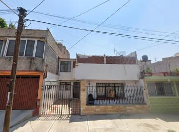 Casa de 3 habitaciones, Iztapalapa · ¡Gran Oportunidad en Iztapalapa! – Casa de 3 Recámaras
