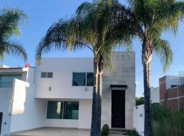 Casa de 3 habitaciones, León · Casa en Venta – Barranca del Refugio