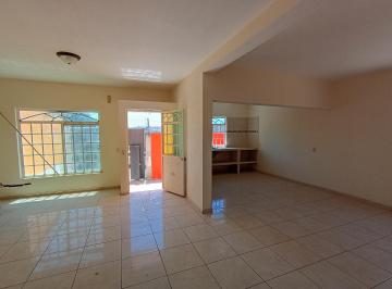 Casa de 3 habitaciones, Zapopan · Amplia Casa con Más de 350 m² de Jardín y Terraza Techada en Zapopan