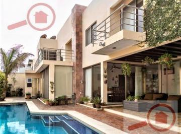 Casa · 758m² · 6 Recámaras · 6 Estacionamientos · Casa - Fraccionamiento Lomas del Sol