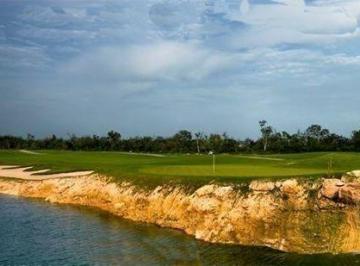 Terreno / Lote · 1141m² · Terreno en Venta, Paseo del Jaguar, Yucatán Country Club