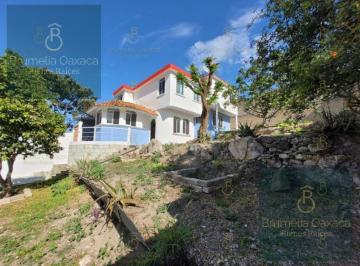 Casa · 400m² · 6 Recámaras · 2 Estacionamientos · Casa en Venta en San Antonio de La Cal, Oaxaca.