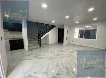 Casa · 172m² · 3 Recámaras · 2 Estacionamientos · Casa en Venta con Tres Recamaras y Roof Garden en Tlaxcala