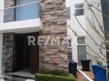 Casa en condominio · 169m² · 3 Recámaras · 2 Estacionamientos · Casa en Venta Parque Aretha, Lomas de Angelópolis - (4)