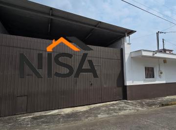 Bodega comercial , Córdoba · Bodega en Renta Semi - Techada con Oficinas y Climas