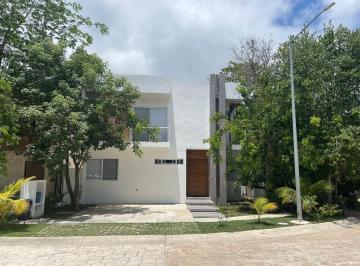 Casa · 304m² · 4 Recámaras · Casa en Senderos de Maya Koba / Kc0098
