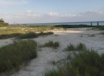 Terreno / Lote · 3747m² · Terreno en Venta con Frente de Playa en Puerto Morelos | Kc0241