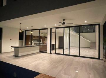 Casa · 264m² · 3 Recámaras · Casa en Venta en Senderos, Mayakoba / Kc0095