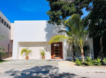 Casa · 250m² · 2 Recámaras · Casa en Venta en Bahia Principe, Tulum Quintana Roo / Kc0113