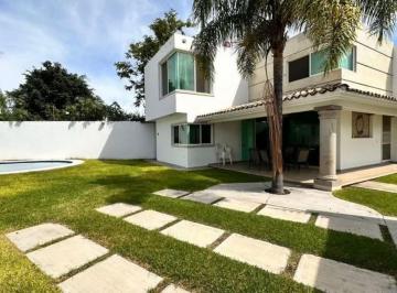 Casa · 295m² · 3 Recámaras · Casa - Cuautla