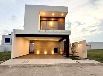 Casa · 211m² · 4 Recámaras · 2 Estacionamientos · Casa en Venta Punto Lomas Alvarado Veracruz Riviera Veracruzana