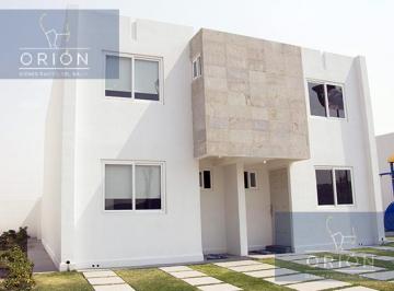 Casa en condominio · 90m² · 3 Recámaras · 1 Estacionamiento · Casa en Venta en Queretaro Cerca de Libramiento Sur Poniente