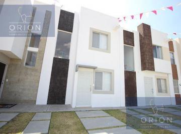 Casa en condominio · 70m² · 2 Recámaras · 2 Estacionamientos · Casa en Venta en El Marques Queretaro Cerca de Parques Industriales