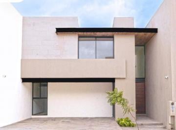 Casa · 240m² · 3 Recámaras · 2 Estacionamientos · Casa en Venta Residencial San Angel 4, San Luis Potosi