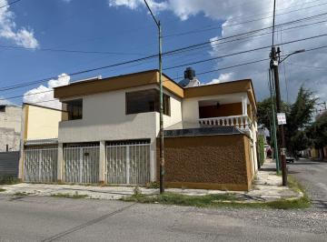 Casa de 7 habitaciones, Toluca · Casa Amplia en Venta en El Centro de Toluca
