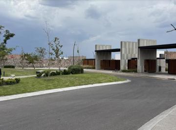 Terreno / Lote · 282m² · Terreno en Venta