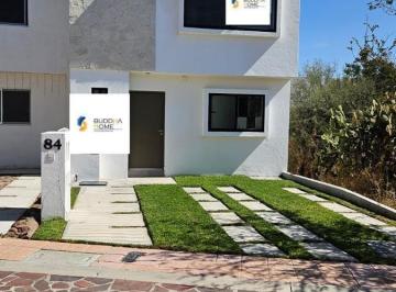 Casa · 122m² · 3 Recámaras · 2 Estacionamientos · Casa en Venta Cuidad Maderas