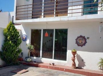 Casa · 190m² · 3 Recámaras · 2 Estacionamientos · Casa en Venta Tejeda