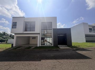 Casa · 245m² · 3 Recámaras · 2 Estacionamientos · Casa en Venta Lomas Diamante Alvarado Veracruz Riviera Veracruzana