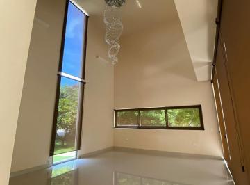 Casa · 416m² · 3 Recámaras · 2 Estacionamientos · Casa en Venta, Yucatán Country Club, Mérida Yucatán