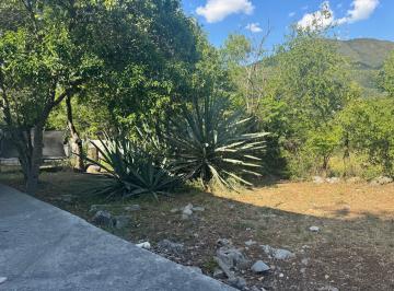 Terreno forma irregular, con casa para tumbar., arbolado y plano, cerca de la mo · Terreno con Casa Para Tumbar, Antiguo Camino a San Agustin Ote. $26,000 X m²