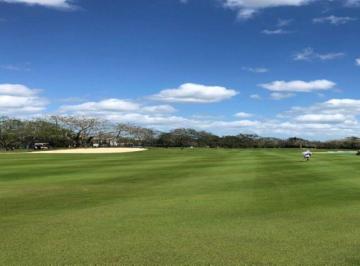 Terreno / Lote · 1631m² · Terreno en Venta en Av Paseo del Jaguar Yucatán Country Club, Mérida Yucatán