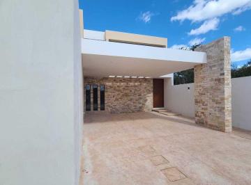 Casa · 350m² · 4 Recámaras · 4 Estacionamientos · Casa en Venta Temozón Norte, Mérida Yucatán